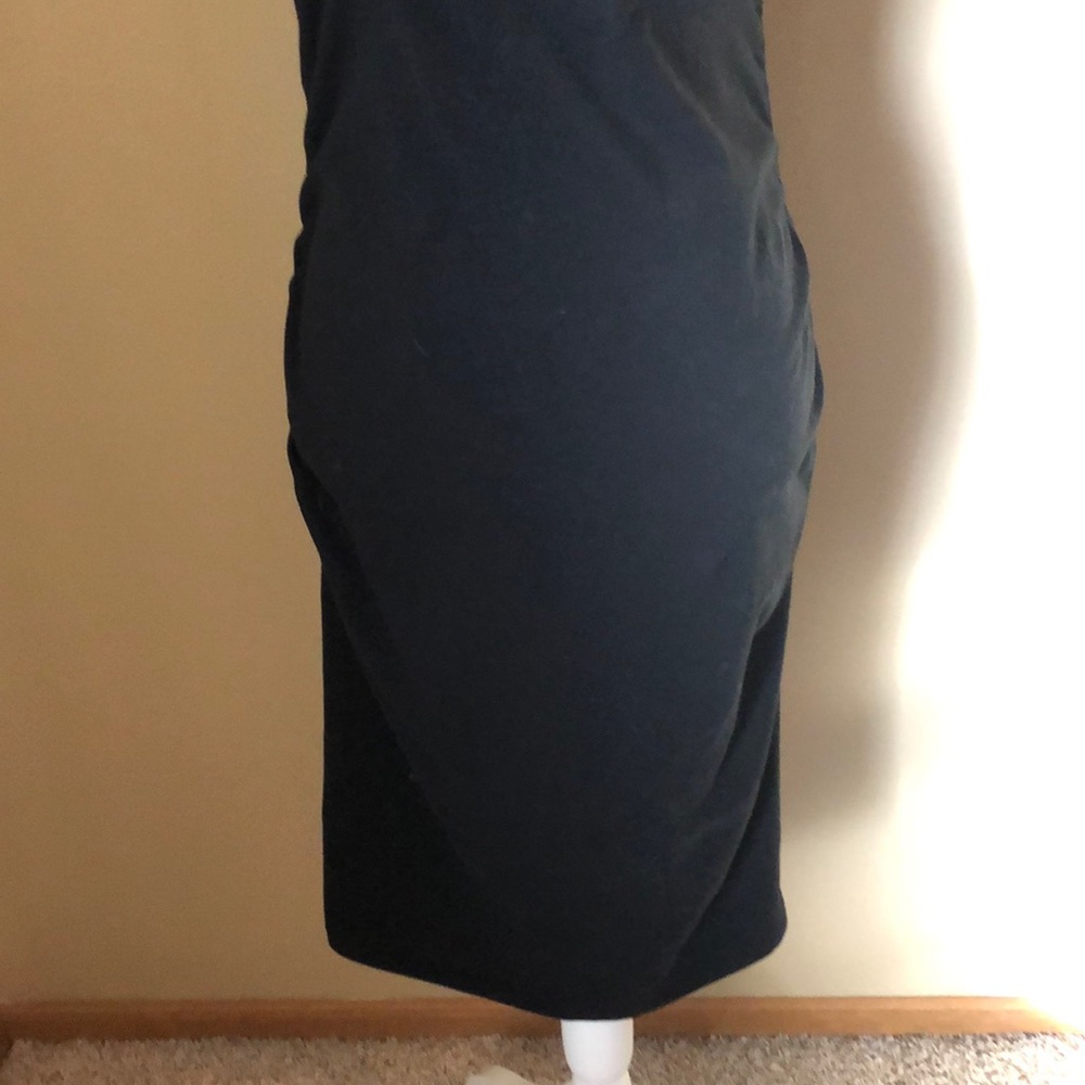 3 for $25 Sale! 🧜🏼‍♀️ Maternity dress - black - Picture 4 of 6
